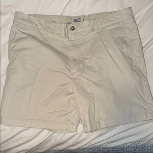 Izod Saltwater Stretch Men's Cream Shorts size 40 7in inseam